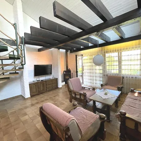 Apartamento Ulika Babici