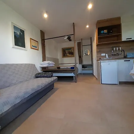 Ulika Apartament *